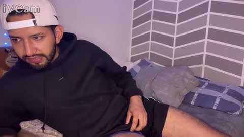 thomass10183 online show from February 10, 2:44 pm