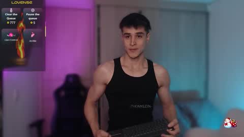 Thom Klein online show from January 5, 8:01 pm