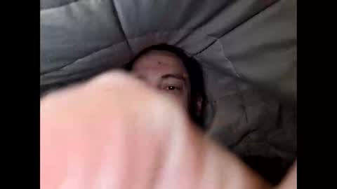 Snapshot of throbster513 chatting on September 29, 4:47 pm throbster513 online show from September 29, 4:47 pm