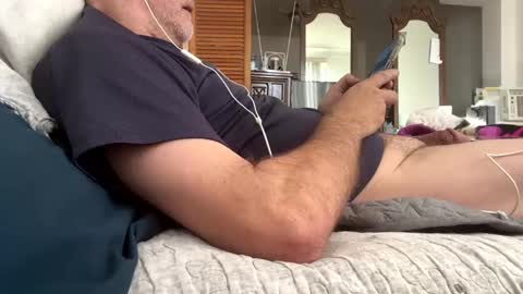 tibennn74999 online show from December 25, 6:09 pm