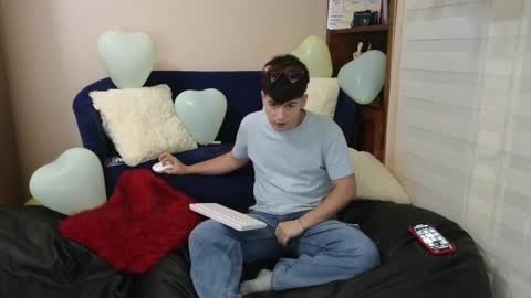 Camilo online show from February 11, 1:21 am