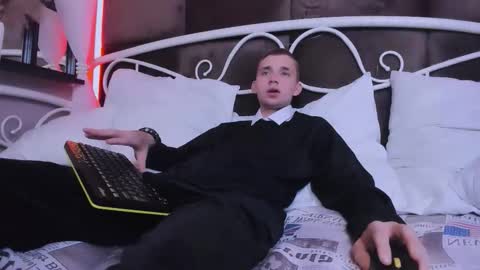 Tim online show from September 18, 9:17 pm