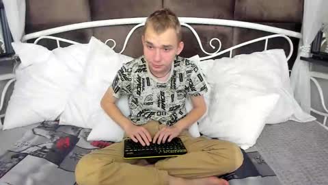 Tim online show from October 3, 9:09 pm