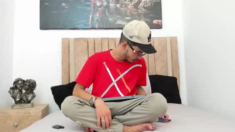 Evans  online show from November 1, 8:35 pm