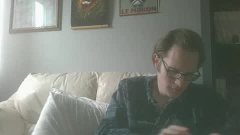 titlovercums online show from February 18, 7:22 pm