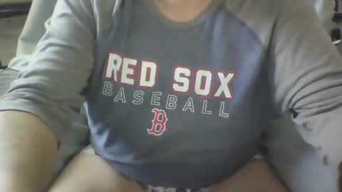 tittyloverr69 online show from March 10, 6:23 pm