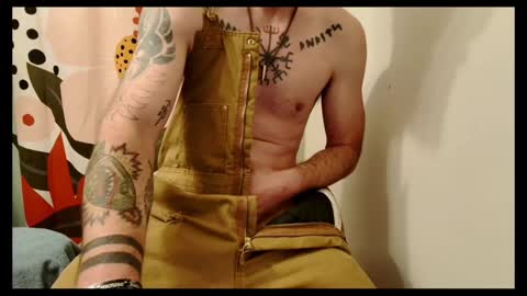 TJ online show from January 9, 8:44 pm