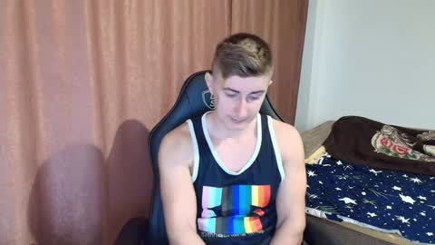 todhorny987 online show from January 9, 5:44 am