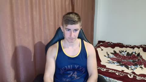 todhorny987 online show from December 9, 8:11 am