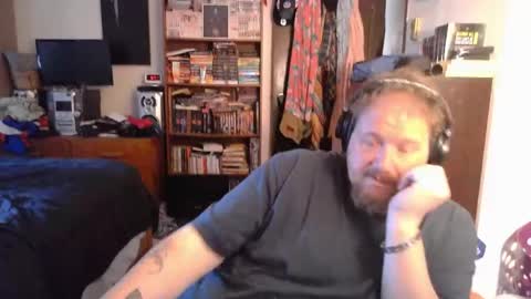 Toede online show from May 12, 4:59 pm