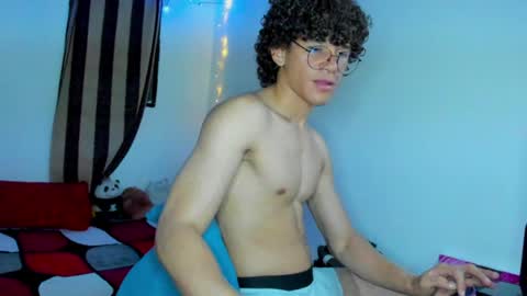 Tom Blue online show from June 19, 12:38 am