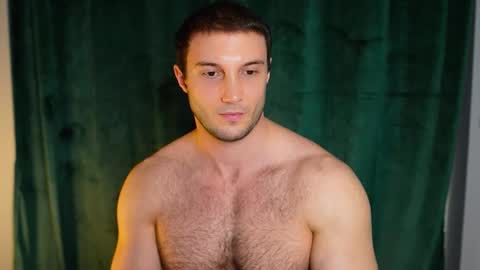 Tom online show from March 25, 5:17 pm