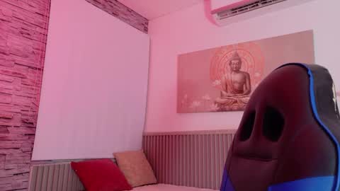 Tom muscle1 online show from January 10, 12:20 pm