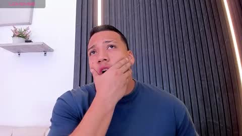 Tom muscle1 online show from November 16, 12:29 pm