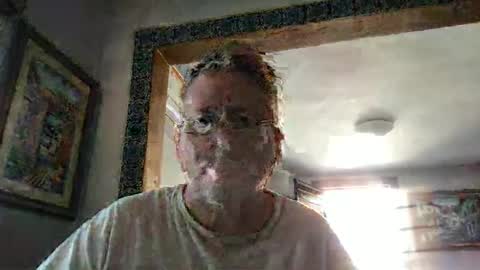 Snapshot of tomascausa chatting on February 10, 6:03 pm Hola online show from February 10, 6:03 pm