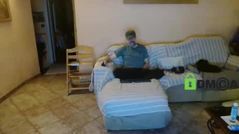 Tomas Milian online show from December 5, 11:34 pm