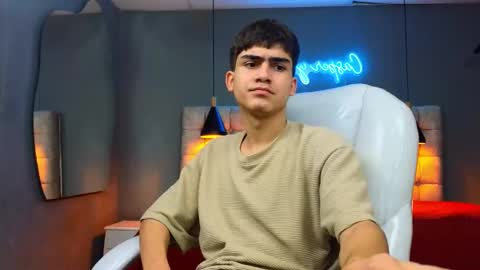 Snapshot of tommy18__ chatting on February 26, 7:09 am Tommy  online show from February 26, 7:09 am