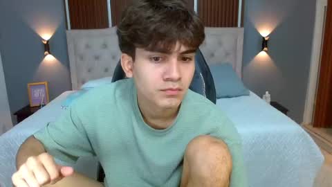 Snapshot of tommy18__ chatting on September 26, 4:54 am Tommy  online show from September 26, 4:54 am