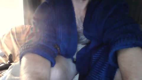 Snapshot of tommy5173 chatting on December 10, 3:19 am tommy5173 online show from December 10, 3:19 am