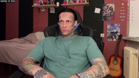 Tommy and Katana online show from December 28, 6:29 pm