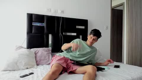   online show from January 20, 2:25 pm