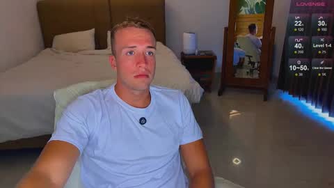 Snapshot of tommy_cumfinger chatting on September 14, 5:42 am Tommy online show from September 14, 5:42 am