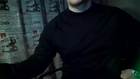 Tommi Li online show from December 13, 7:21 pm