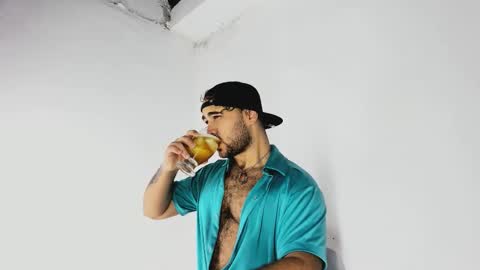 tommy_sccott online show from November 7, 10:57 pm