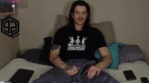 Tommy Sins online show from November 18, 8:23 pm