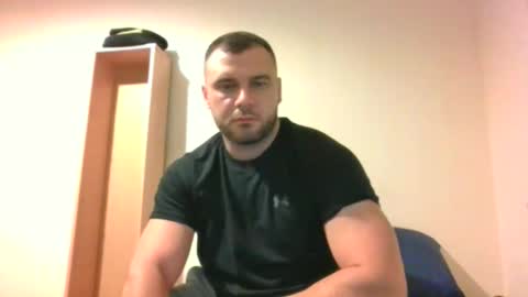 tommyy19901 online show from September 14, 7:16 pm