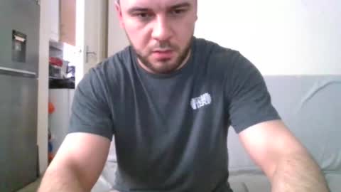 tommyy19901 online show from February 1, 1:41 pm