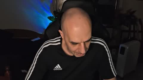 toninspektor online show from March 18, 8:12 pm