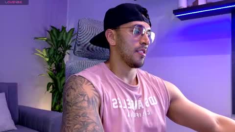 tony muscle1 online show from June 25, 6:56 pm
