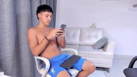 tony paul online show from February 8, 1:44 pm