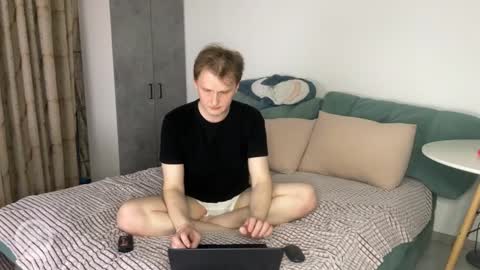 Tony online show from March 2, 8:05 pm