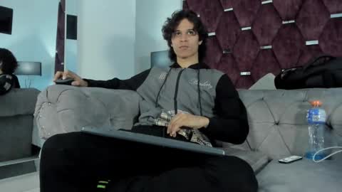 Tony Benedetti online show from March 21, 8:35 pm