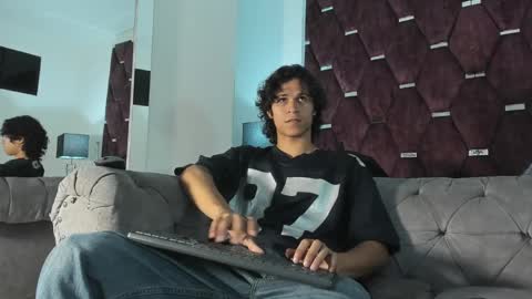 Tony Benedetti online show from April 1, 8:06 pm