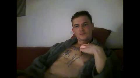 tonystrawberry online show from February 21, 12:00 am