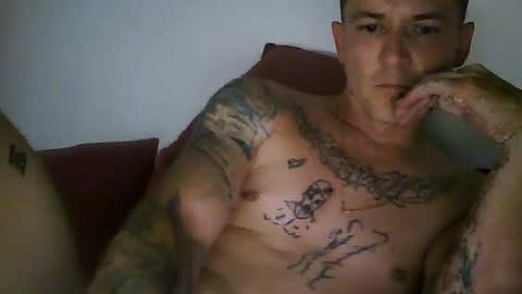 tonystrawberry online show from June 27, 10:59 pm
