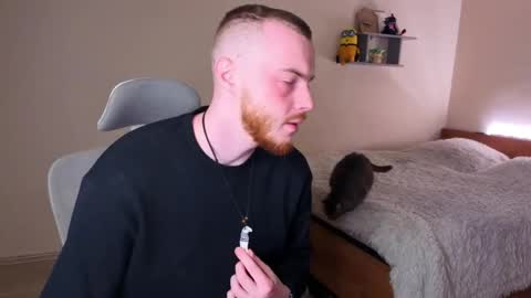 toohornyserj online show from May 2, 8:22 pm