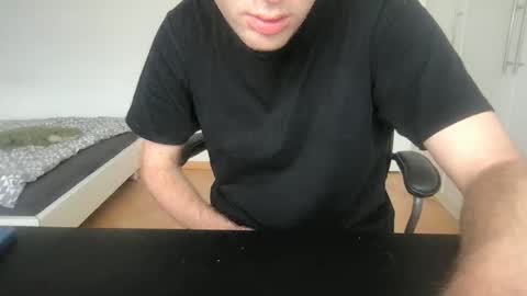 Max online show from October 5, 12:42 pm