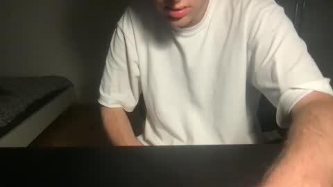 Max online show from October 9, 5:18 pm