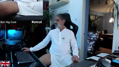 topalphaboss online show from November 15, 4:31 pm