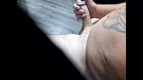 Snapshot of topdog1173 chatting on October 23, 10:02 pm topdog1173 online show from October 23, 10:02 pm