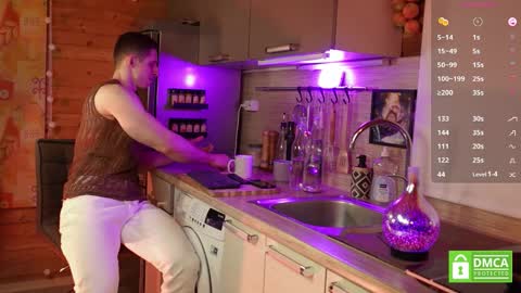 Paul online show from November 11, 3:44 am