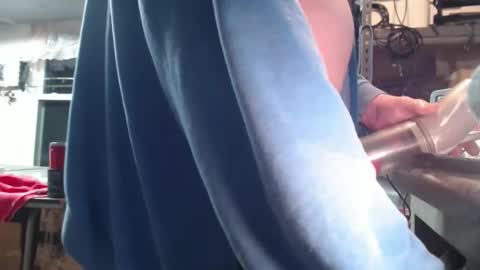 toydoc103 online show from April 11, 10:08 am