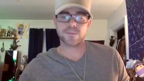 Snapshot of transcurious101 chatting on February 3, 3:09 am transcurious101 online show from February 3, 3:09 am