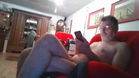 Snapshot of trebgeis1 chatting on September 15, 10:55 pm trebgeis1 online show from September 15, 10:55 pm