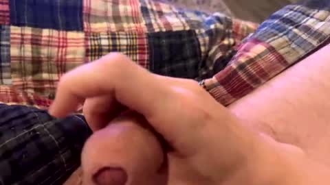 Snapshot of tree553 chatting on February 9, 4:18 pm tree553 online show from February 9, 4:18 pm