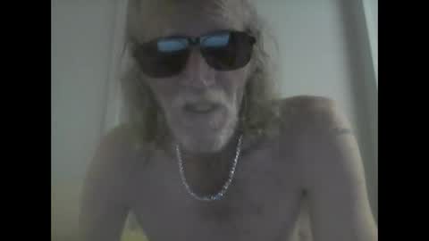 Snapshot of trevordavies802 chatting on October 16, 3:58 am trevordavies802 online show from October 16, 3:58 am